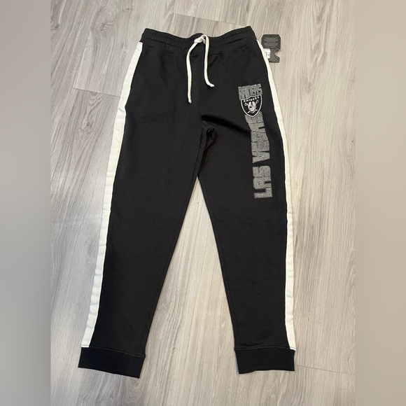 NWT Junk Food Clothing Black‎ and White Joggers with Tapered Legs - Picture 1 of 7